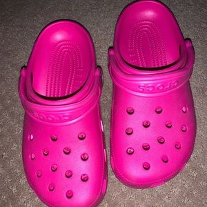 HOT PINK CROCS